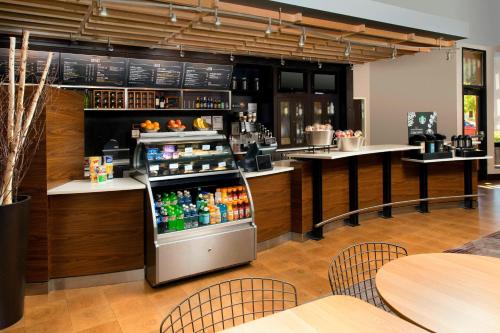 Courtyard by Marriott Tyler - image 13