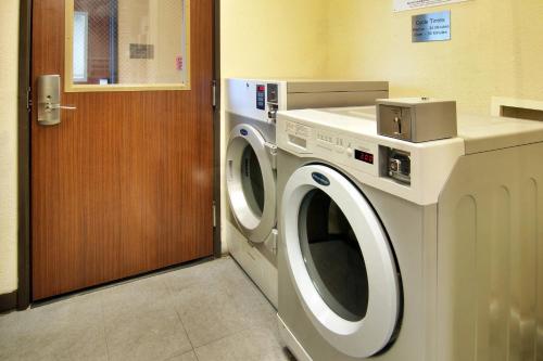 Fairfield Inn & Suites Clarksville - image 10