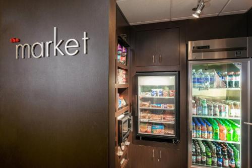 Courtyard by Marriott Stockton - image 9