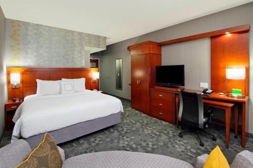 King Room with Sofa Bed