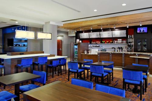 Courtyard by Marriott Victoria, Victoria