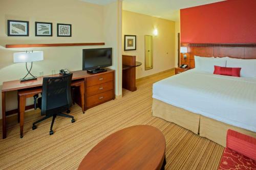King Room with Sofa Bed
