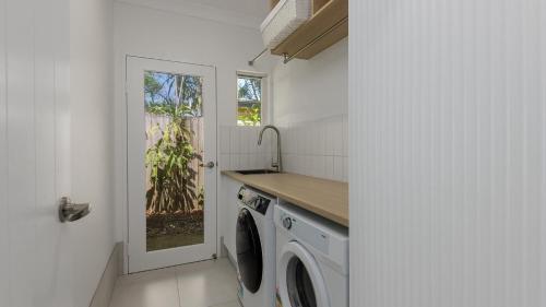 Holiday Home image 8
