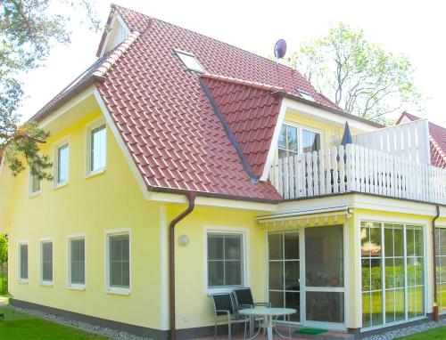 Apartment with Terrace image 7