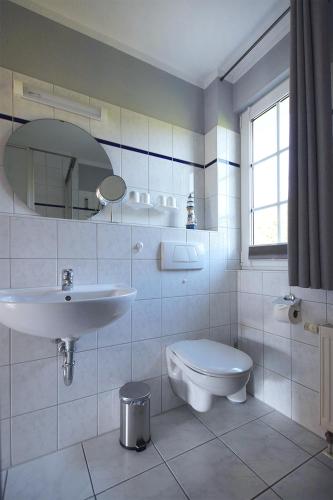Apartment with Terrace image 10