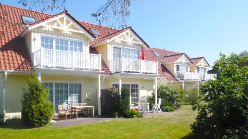 Apartment with Balcony image 10