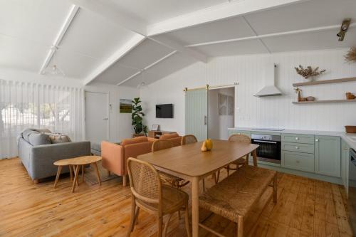 Wine Down McLaren Vale, a cosy vineyard retreat in 麥克拉倫韋爾