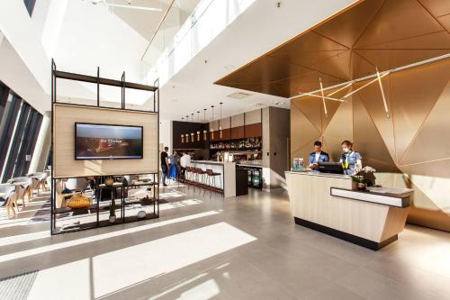Vestíbulo, Courtyard by Marriott Vilnius City Center in Snipiskes eldership