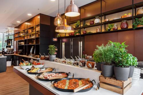 Maistas ir gėrimai, Courtyard by Marriott Vilnius City Center in Šnipiškių seniūnija