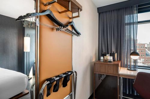 Courtyard by Marriott Washington DC Dupont Circle - image 9