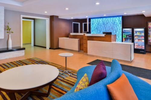 Fairfield by Marriott Inn & Suites Beaumont - 로비