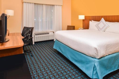 Fairfield Inn & Suites Beaumont - image 14