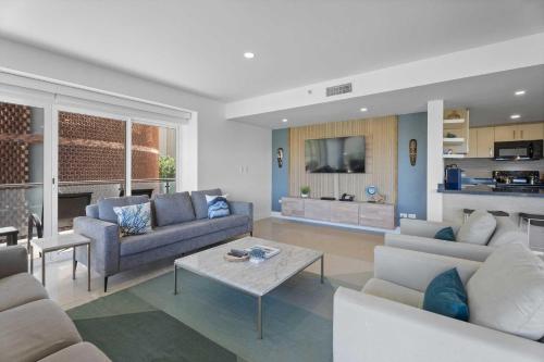 Beachfront - Sapphire Vista 3BR condo - A247 - image 4