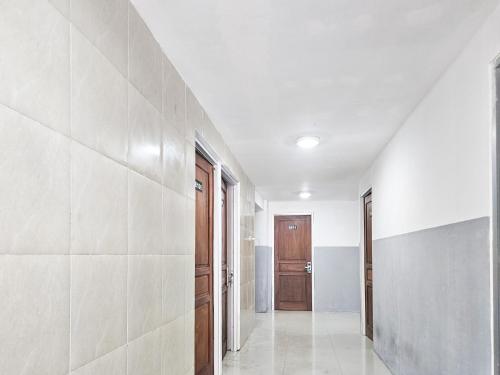 Exterior view, RedDoorz near Mulyosari near Kenjeran Beach