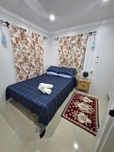Three-Bedroom Apartment image 3
