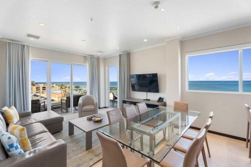 Beach View - Royal Beach View 2BR condo - LV509 - image 2