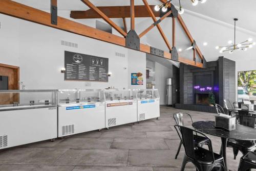 SYLO Hotel Richfield a Ramada by Wyndham - image 36