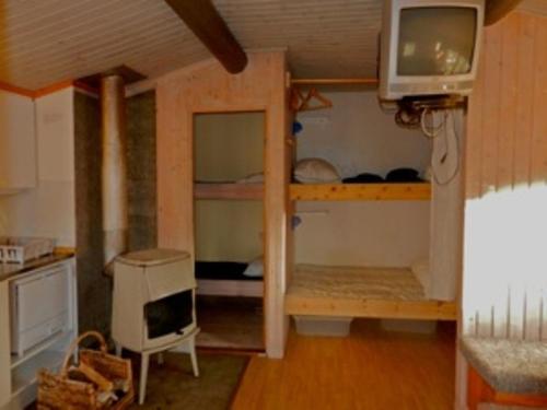 Fjällhalsen Cottages - image 13