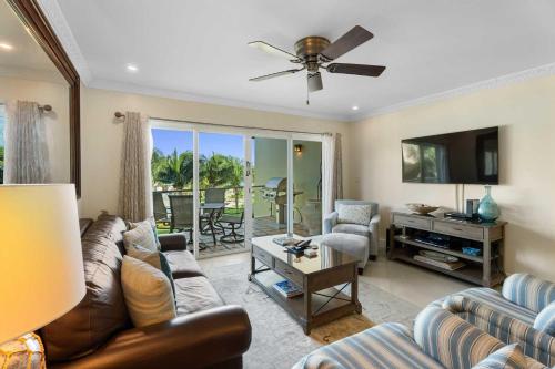 Beachfront - Absolute Luxury 2BR condo - BC254, Palm-Eagle Beach (foto 5)