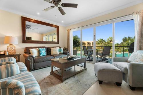 Beachfront - Absolute Luxury 2BR condo - BC254, Palm-Eagle Beach (foto 4)