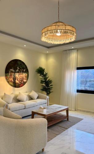 Hidden Hatta in Sinadil