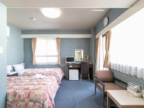 room detail thumbnail 1