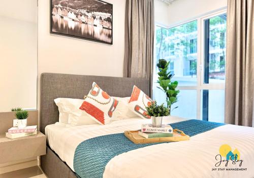 The Shore l Exclusive Private Garden l Luxury Suite l 4-9 pax l Melaka River View l Direct Mall l Jonker Street by Jay Stay Management