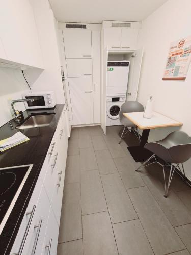 Fantastic 2BD 110sqm Flat - Mainau 10, Zürich (photo 9)