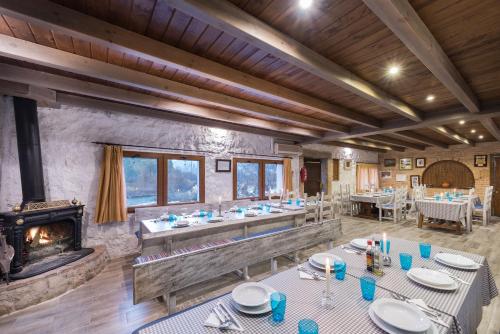 Hostal Avenjúcar