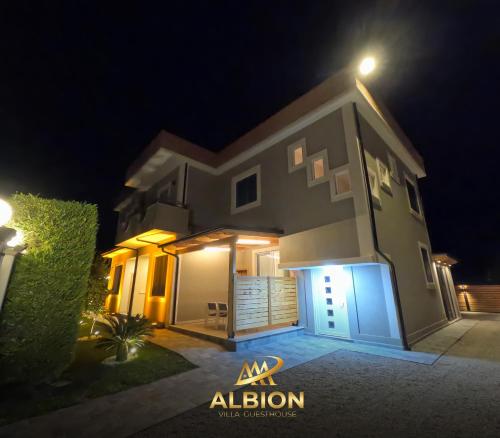Villa Guesthouse Albion in Ishull Lezhë