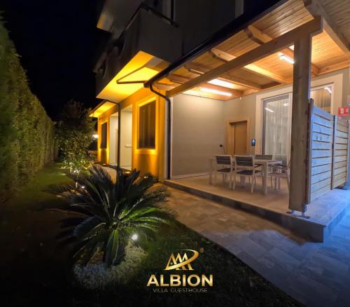 Viesnīcas āriene, Villa Guesthouse Albion in Ishull Lezhë