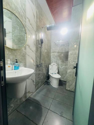 Bình Minh Hotel Bình Dương - 화장실