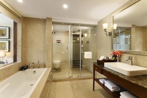 Heritage Suite image 1