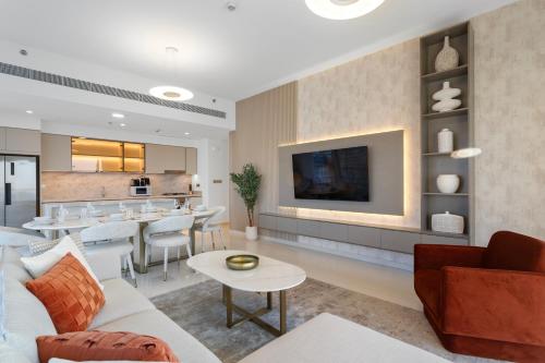 Seaview Living 2 Bedroom - Grand Bleu by Elie Saab, Dubai (Foto 7)