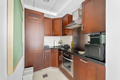 Silkhaus Vacation Homes Modern Studio with Burj Khalifa View, Dubaï (photo 7)