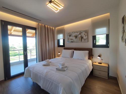 Elaia Luxury Houses Kalamata in Pharae