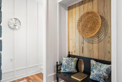 Three Oaks Beach Cottage - 2215 Bruce Drive