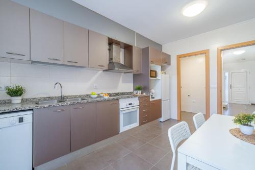 Jouvacations Ripolles FigueresVilafant Jouvacations Ripolles FigueresVilafant