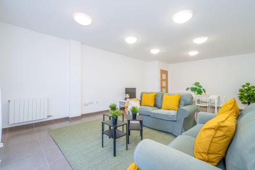 Jouvacations Ripolles FigueresVilafant Jouvacations Ripolles FigueresVilafant