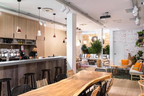 Bar/lounge, Central Hostel Bordeaux Centre in Bordeaux