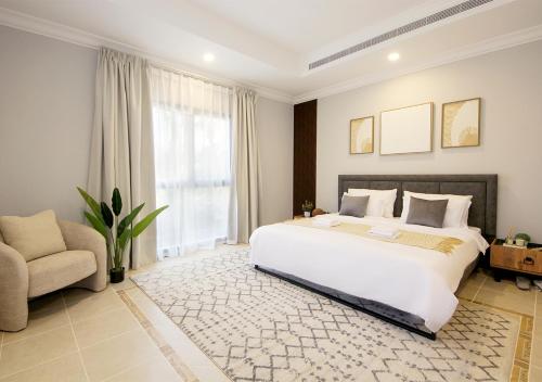 Cozy 4BR Maid Villa at Canal Cove Palm Jumeirah, Dubaj (zdjęcie 4)