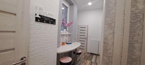 Pompár Belvárosi Apartman - image 13