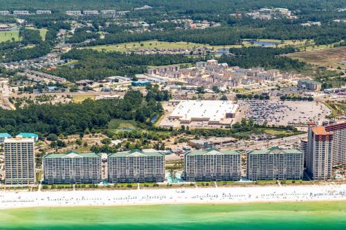 Long Beach Resort 1-402 by RealJoy Vacations - image 9