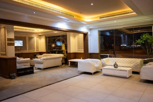 Quiet Rooms 10 in Riyadh