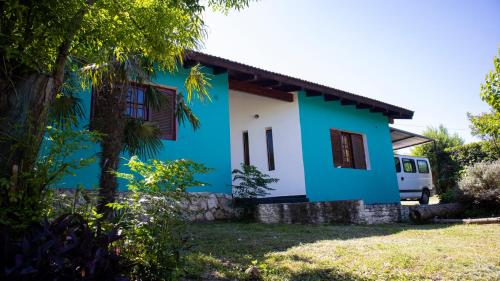 2 bedrooms, 6 beds