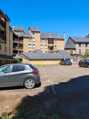 Grand Studio Balcon Parking Privé classé 1 étoile Aulus les Bains (Grand Studio Balcon Parking Prive classe 1 etoile Aulus les Bains) in Aulus-les-Bains