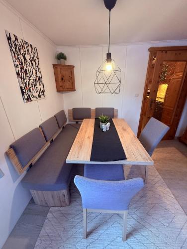 VIEW-Apartment Seefeld and Chill im Zentrum, Netflix & Wlan for free! in Seefeld