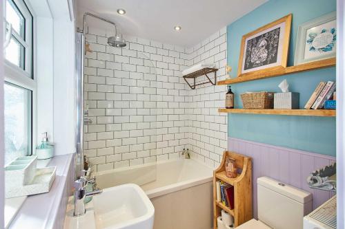 Host & Stay - Lilac Cottage, Morpeth (photo 10)