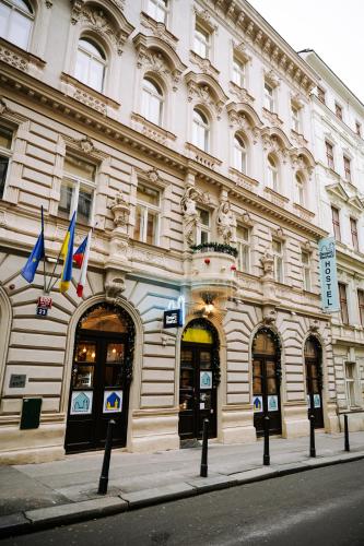 DREAM Hostel Prague - image 8