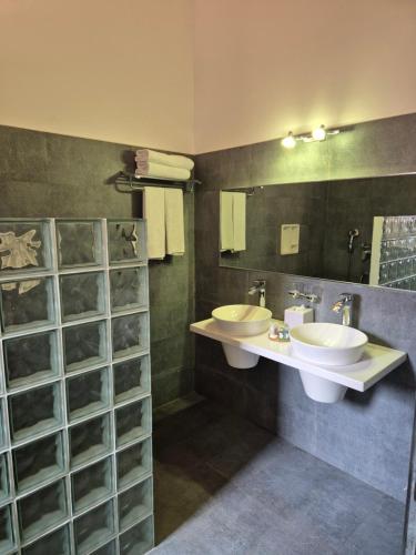 627732290 IMAGINE Villa Hotel